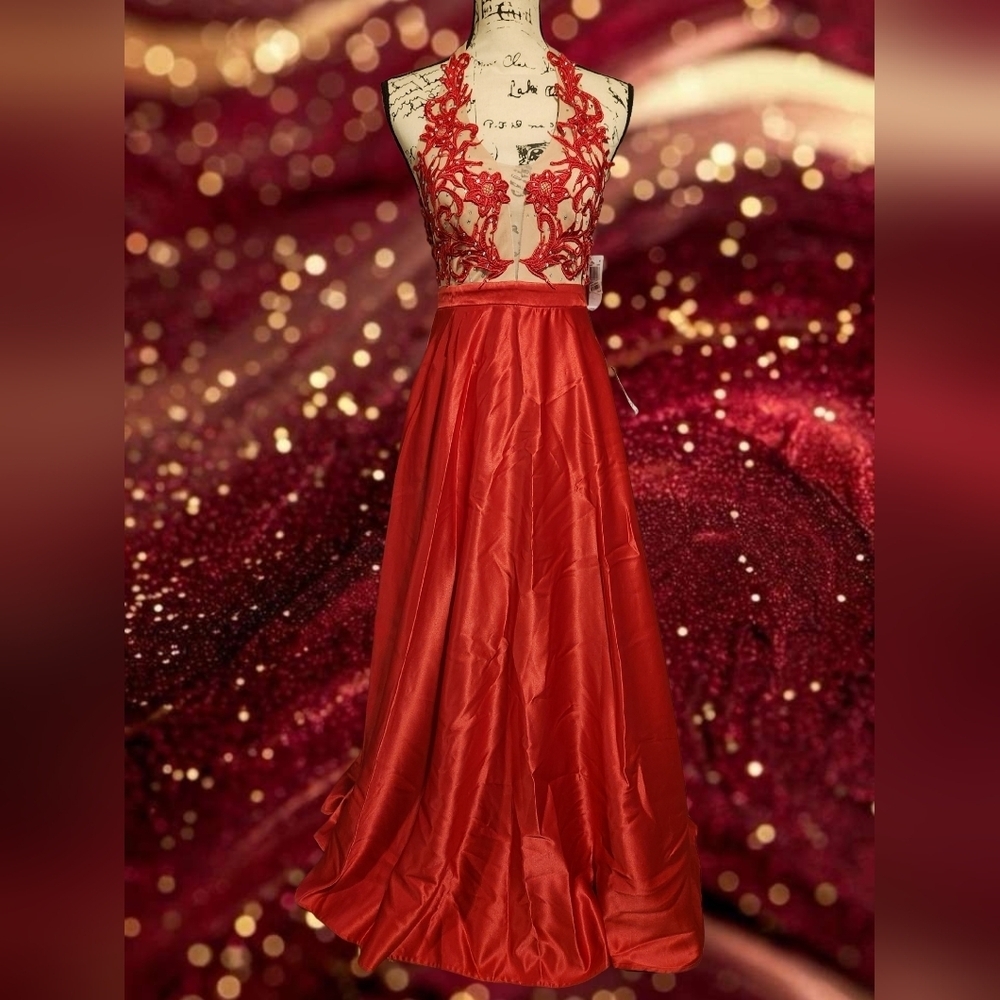 TLC Say Yes To The Prom Elegant Red Halter Evening Gown - Picture 1 of 11
